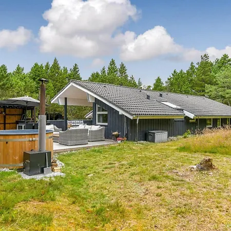 Bv237-blavand-gl-hovej-4 Holiday home *